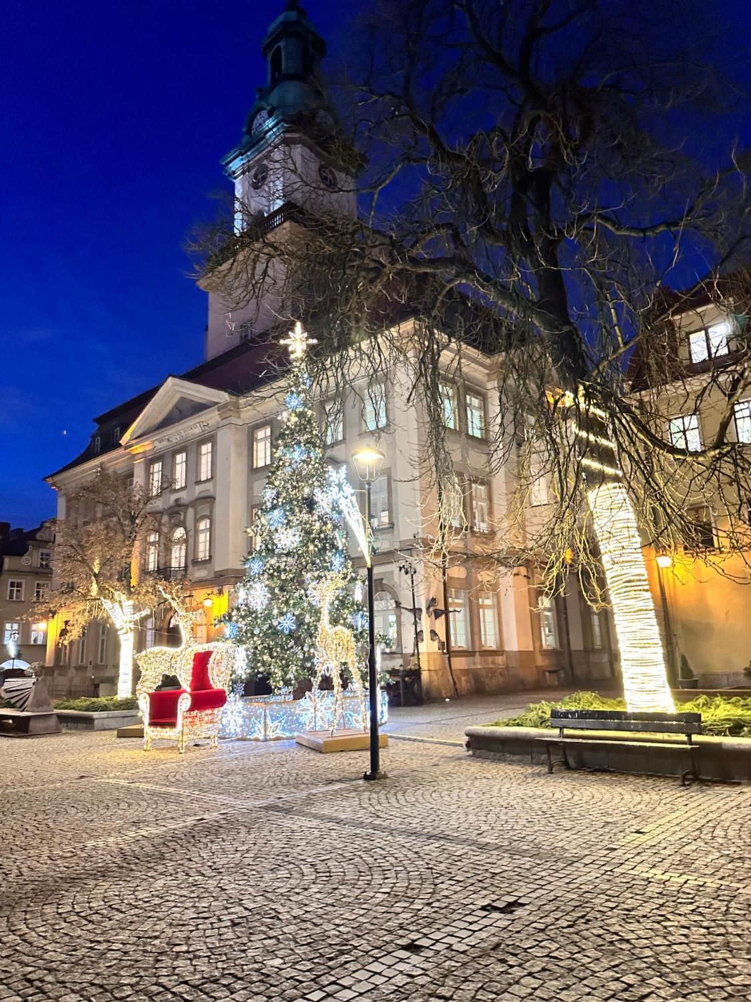 Habibi Plac Ratuszowy * Jelenia Gora